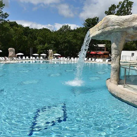 Holidays 假日公园