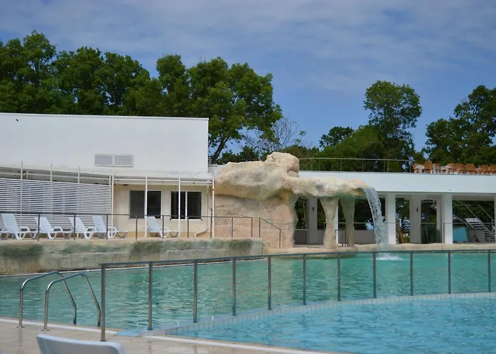 Holidays 普里莫尔斯科