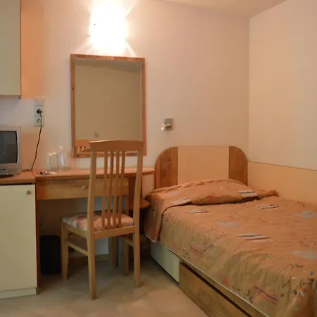 Holidays 3* Primorszko